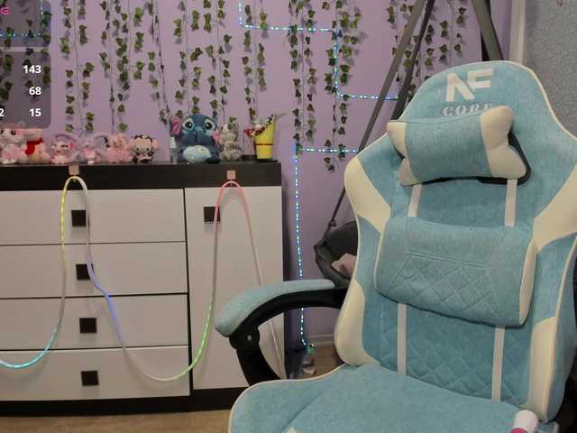Mikka-Mi live cam on BongaCams