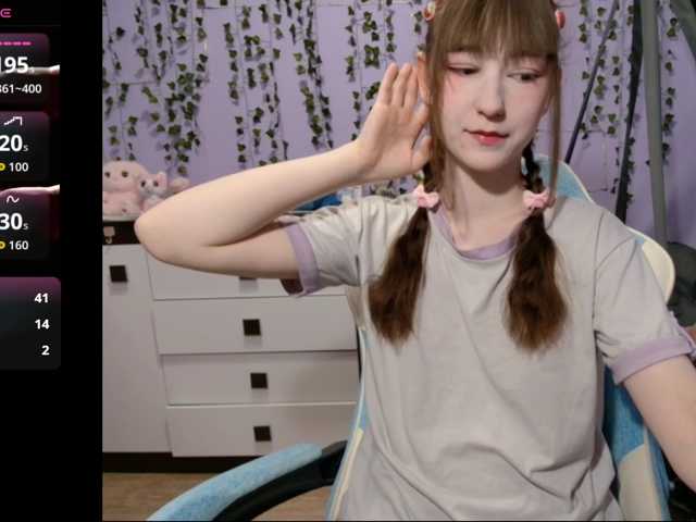 Mikka-Mi live cam on BongaCams