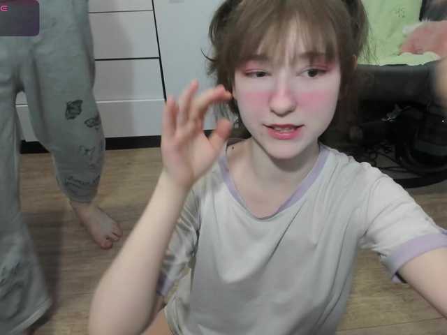 Mikka-Mi live cam on BongaCams