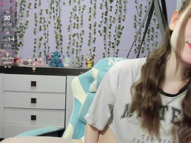 Mikka-Mi live cam on BongaCams