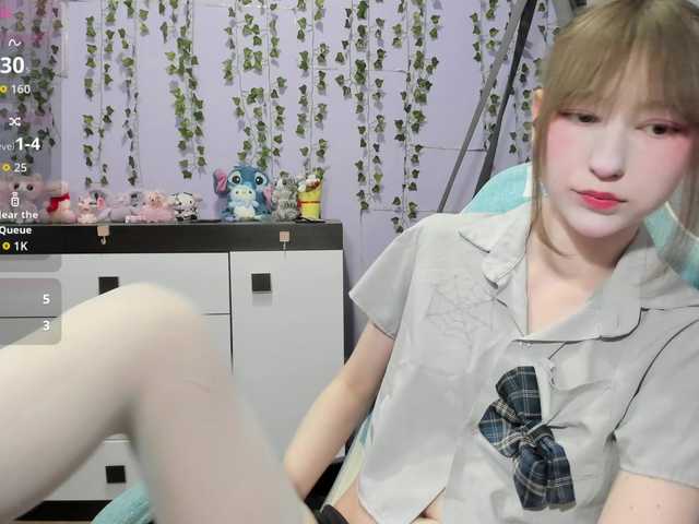 Mikka-Mi live cam on BongaCams