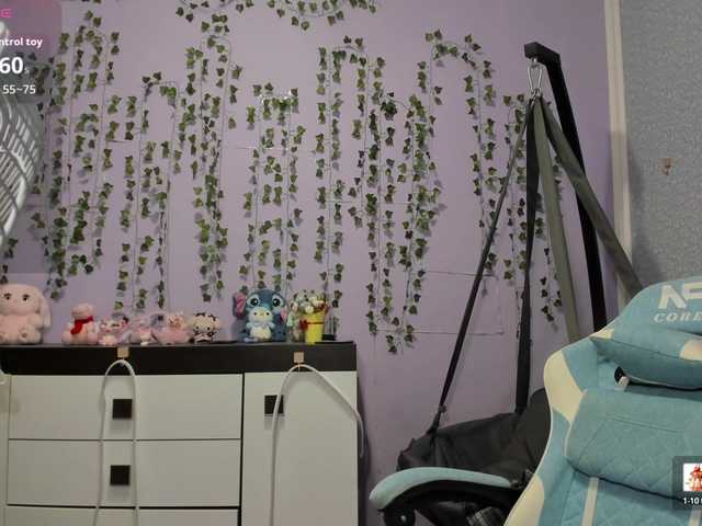 Mikka-Mi live cam on BongaCams
