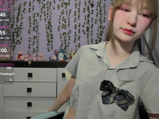 Mikka-Mi live cam on BongaCams