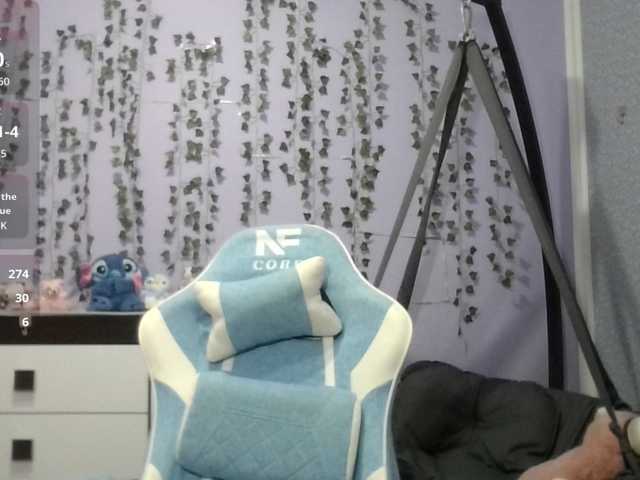 Mikka-Mi live cam on BongaCams