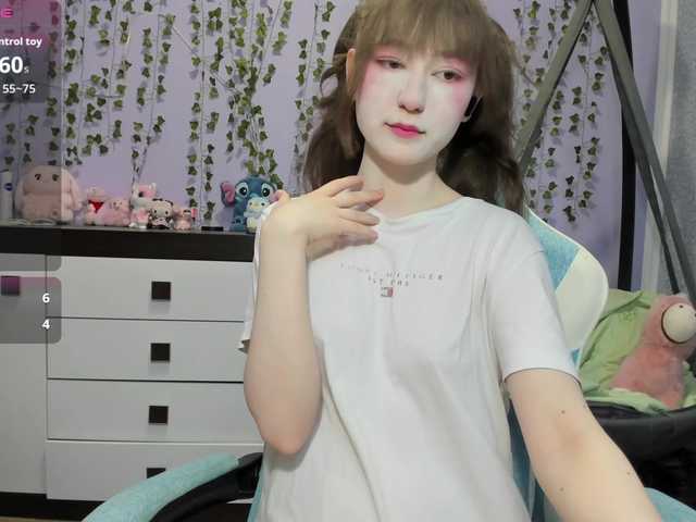 Mikka-Mi live cam on BongaCams