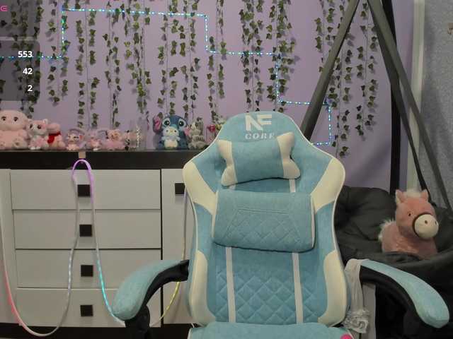Mikka-Mi live cam on BongaCams