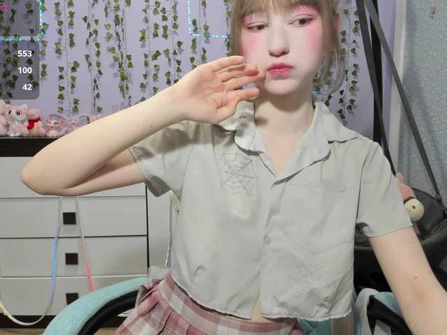 Mikka-Mi live cam on BongaCams