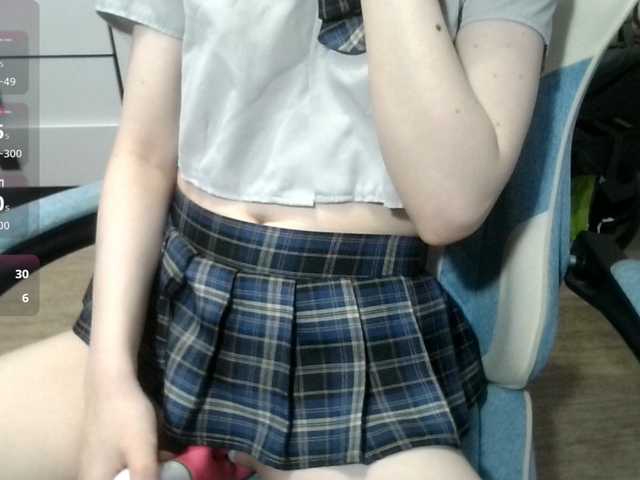 Mikka-Mi live cam on BongaCams