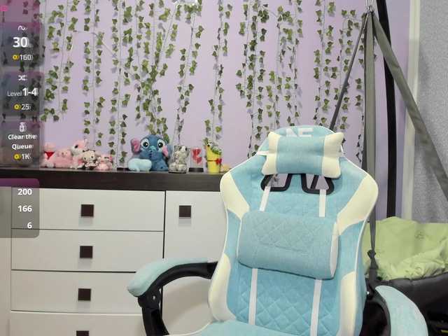 Mikka-Mi live cam on BongaCams