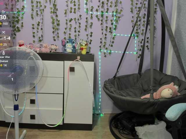 Mikka-Mi live webcam show