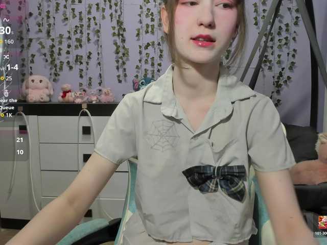 Mikka-Mi live cam on BongaCams