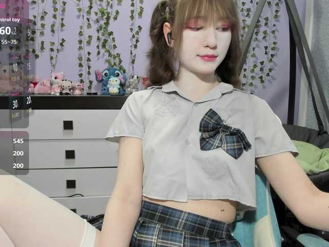 Mikka-Mi live cam on BongaCams
