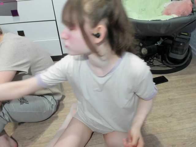Mikka-Mi live cam on BongaCams