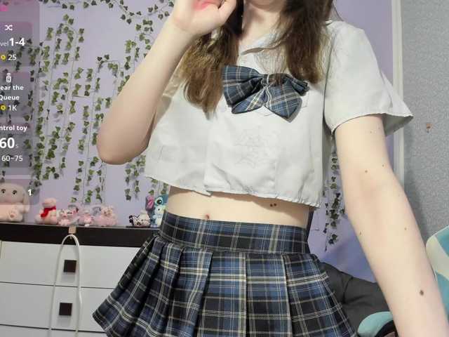 Mikka-Mi live cam on BongaCams