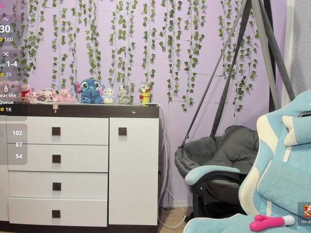 Mikka-Mi live cam on BongaCams