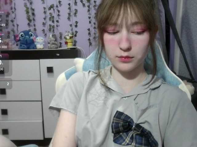 Mikka-Mi live cam on BongaCams