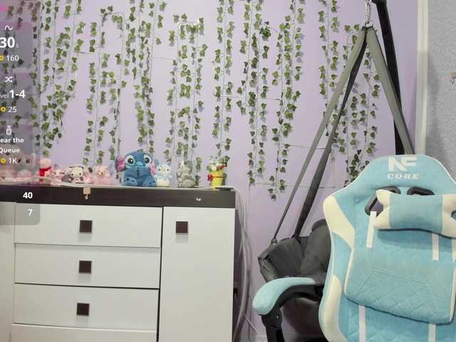 Mikka-Mi live cam on BongaCams