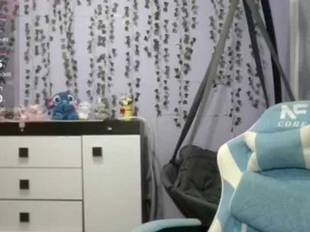 Mikka-Mi live cam on BongaCams