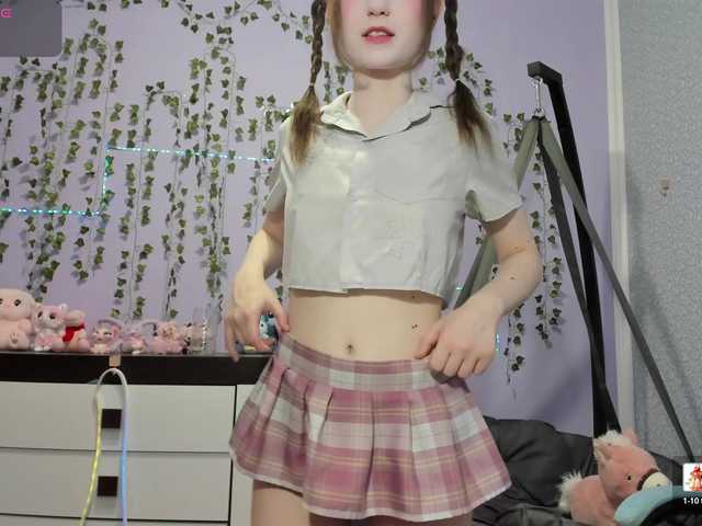 Mikka-Mi live cam on BongaCams