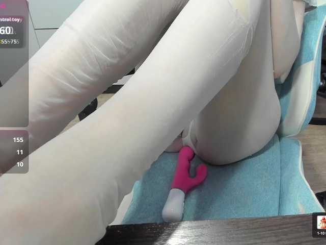  Mikka-Mi chat room
