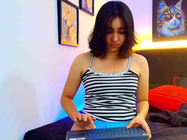 RaechelMorgan's webcam live show