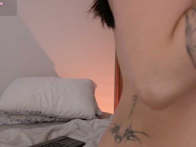 Sabiwiii live cam on BongaCams