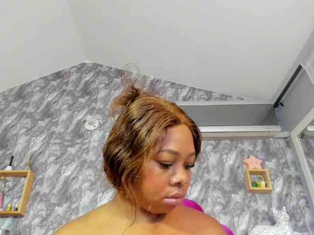 KENISHA-XXX webcam