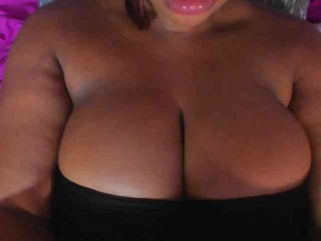 KENISHA-XXX webcam
