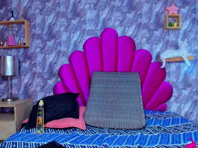 KENISHA-XXX webcam