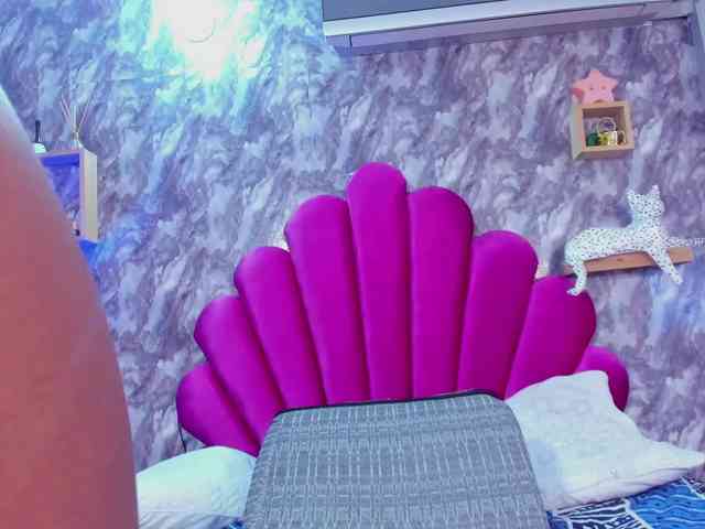 KENISHA-XXX webcam