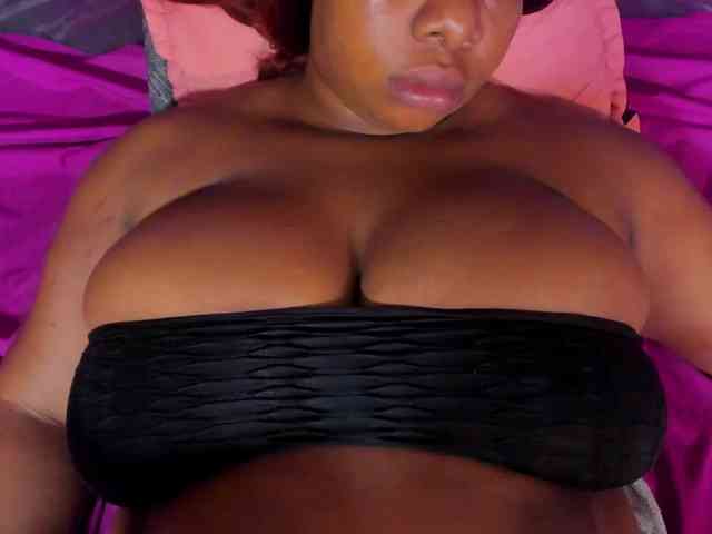 KENISHA-XXX webcam