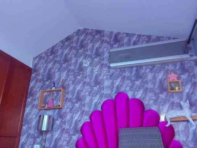 KENISHA-XXX webcam