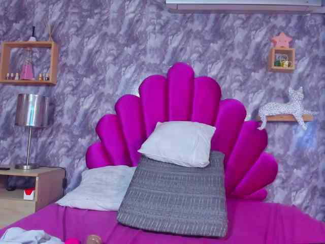 KENISHA-XXX webcam