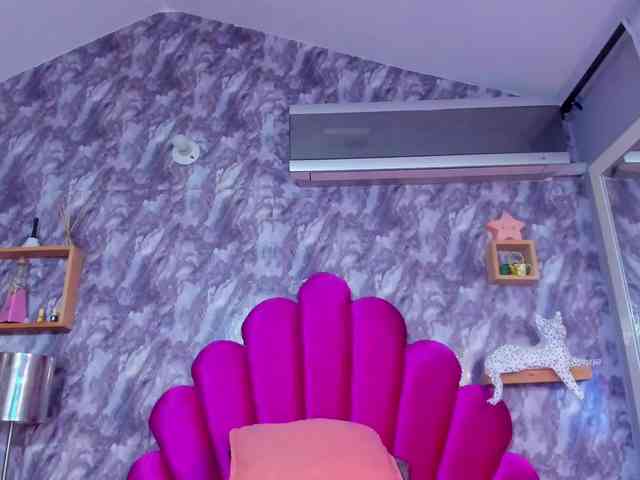 KENISHA-XXX webcam