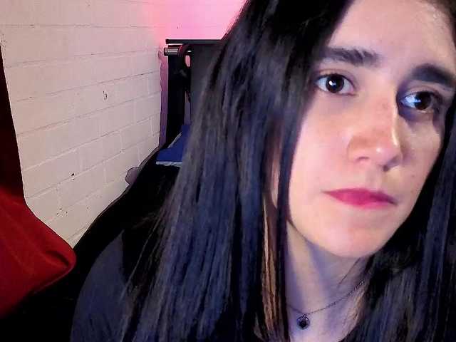 valacarandelowen live show