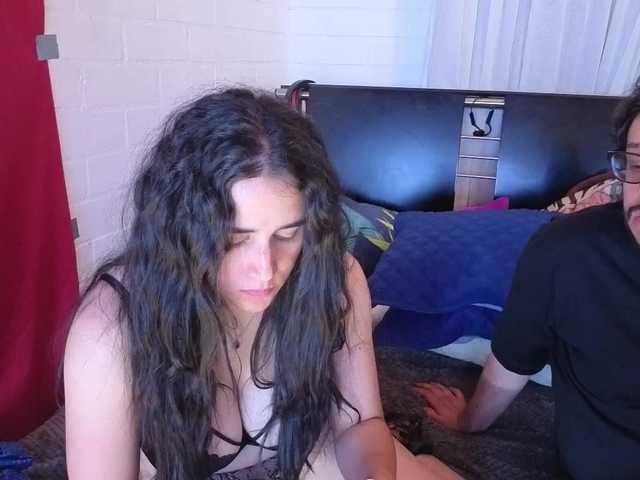 Valacarandelowen live cam on BongaCams