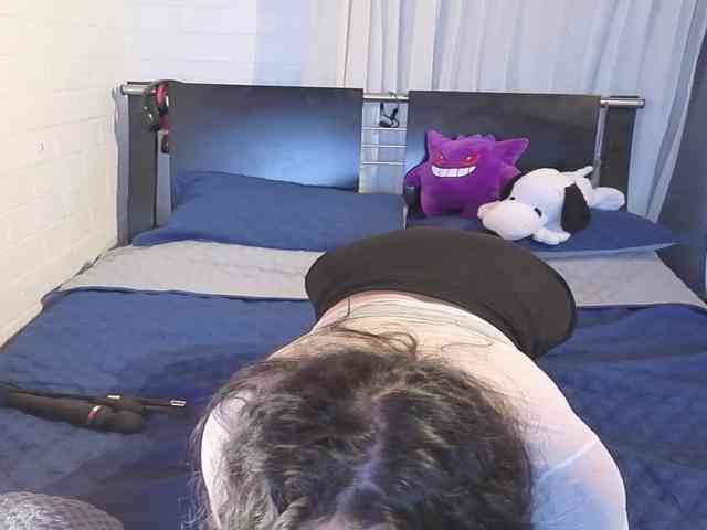 ELowe_Thorne webcam