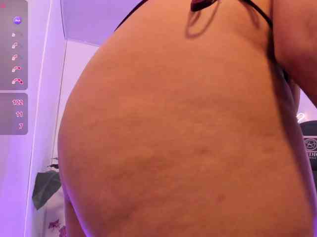 zayra-tay webcam