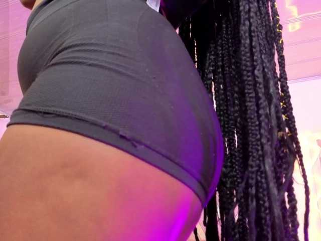 cristalbroke-tay live cam on BongaCams