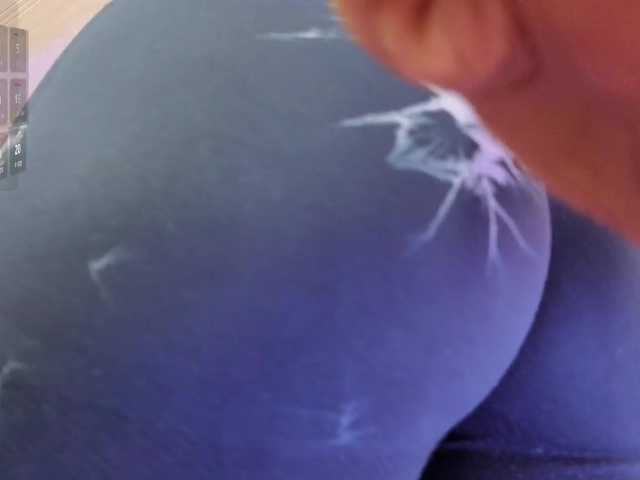 cristalbroke-tay live cam on BongaCams
