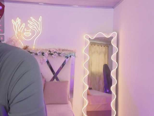 cristalbroke-tay live cam on BongaCams