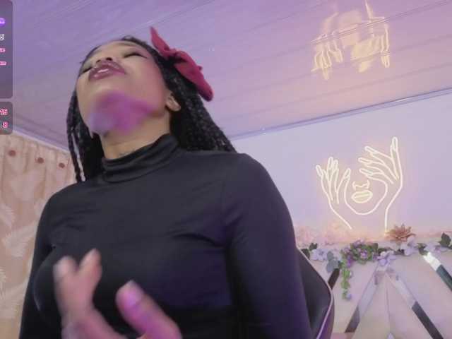 cristalbroke-tay live webcam show