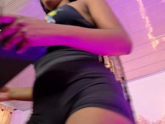 cristalbroke-tay live cam on BongaCams