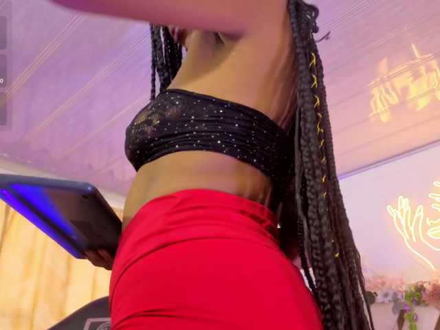 cristalbroke-tay live cam on BongaCams