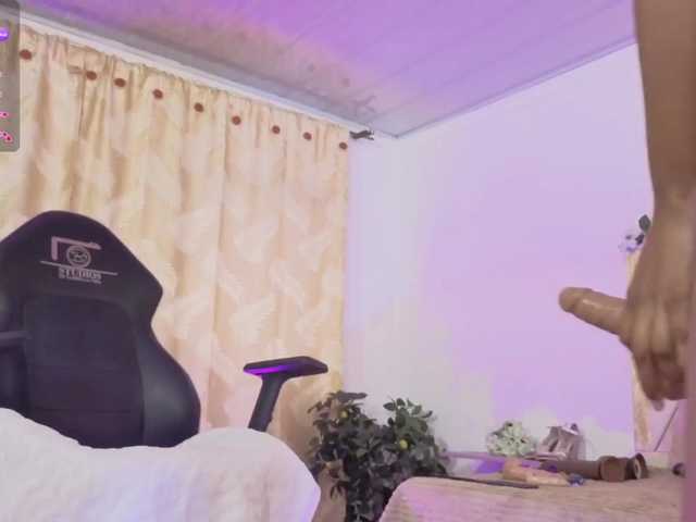 cristalbroke-tay live webcam show