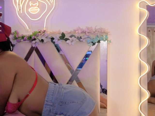 cristalbroke-tay live cam on BongaCams