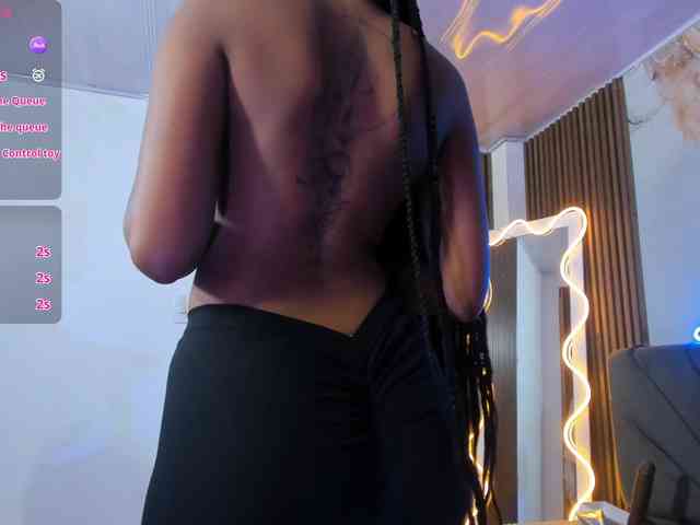 Model: cristalbroke-tay