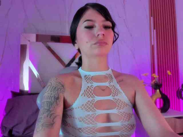 sweettsophie1 webcam