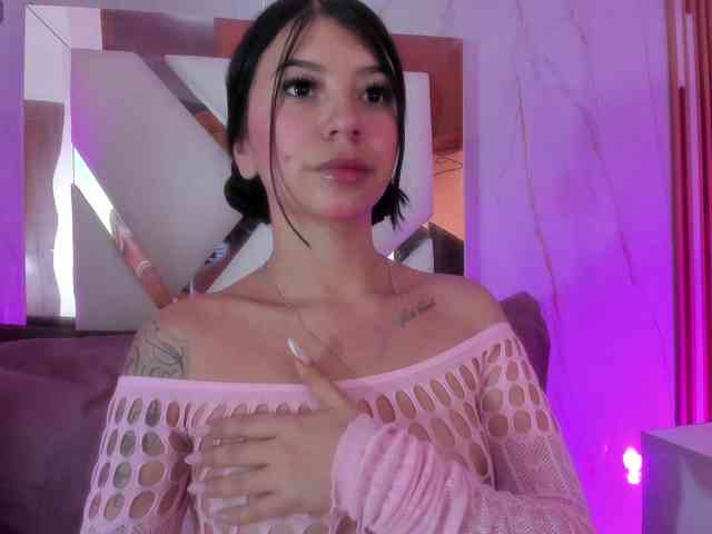 sweettsophie1 webcam