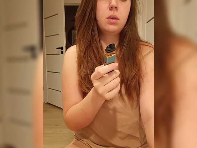 Melenka, en directo ahora en BongaCams